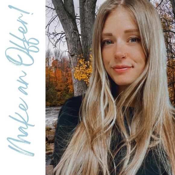 🌸ACCEPTING MOST OFFERS - Picture 2 of 2